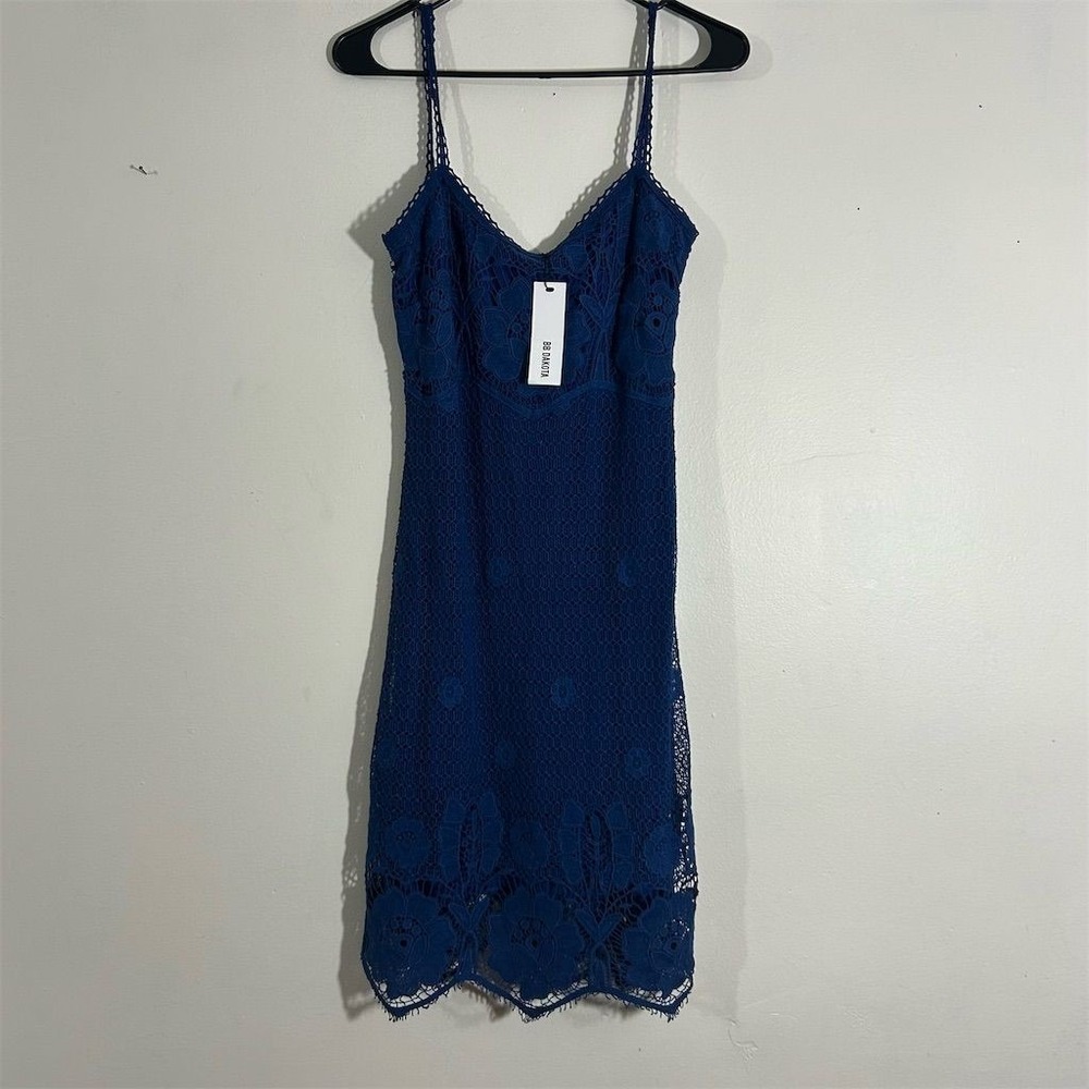 BB DAKOTA  Women's XS Blue Lace Sleeveless Knee Length Dress Formal